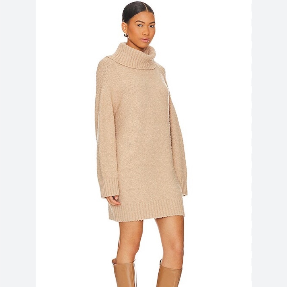Lovers + Friends Beige Turtleneck Sweater